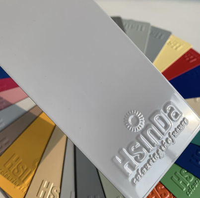 RAL7035 Cat Lapisan Serbuk Polyester Gloss Putih dengan 180-200°C Mengeras untuk Semprotan Elektrostatik