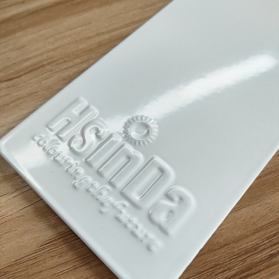 Tahan panas RAL9003 Putih berkilau tinggi Electrostatic Spray Polyester Powder Coating Bonding Powder untuk bingkai aluminium